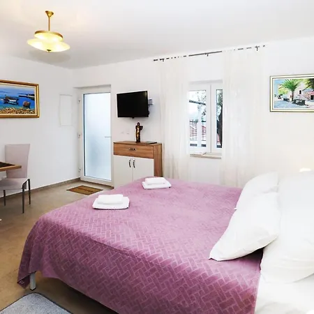 Nika Family شقة *
